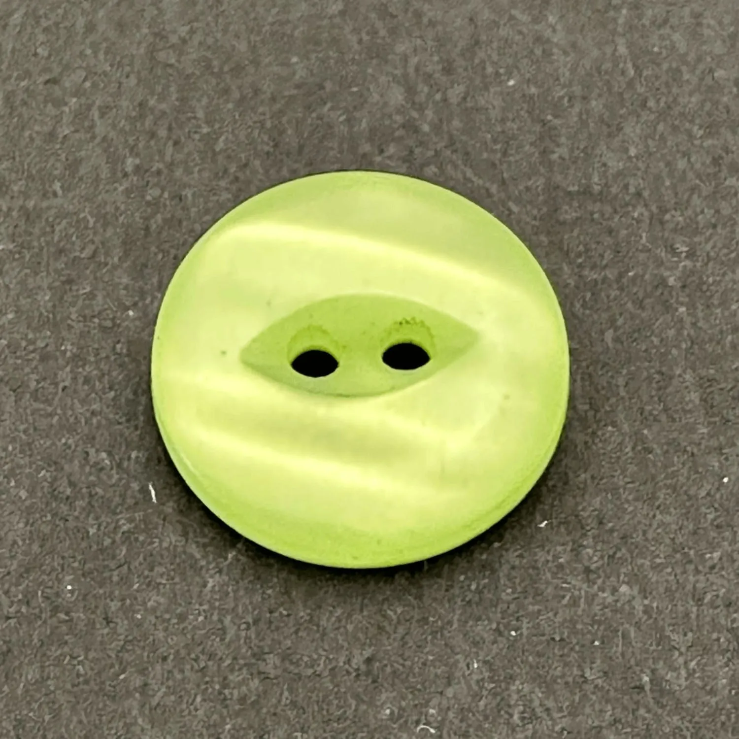 2 Hole Fish Eye Shiny Shirt Button 16mm