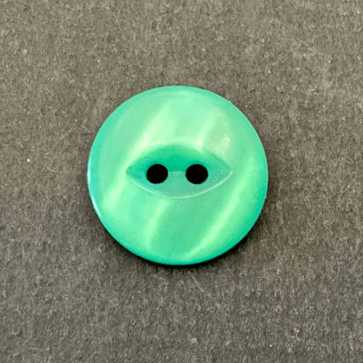 2 Hole Fish Eye Shiny Shirt Button 16mm