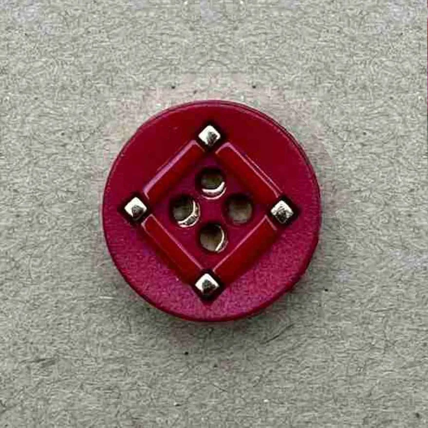 4 Hole Nylon Gold Square Pattern Button