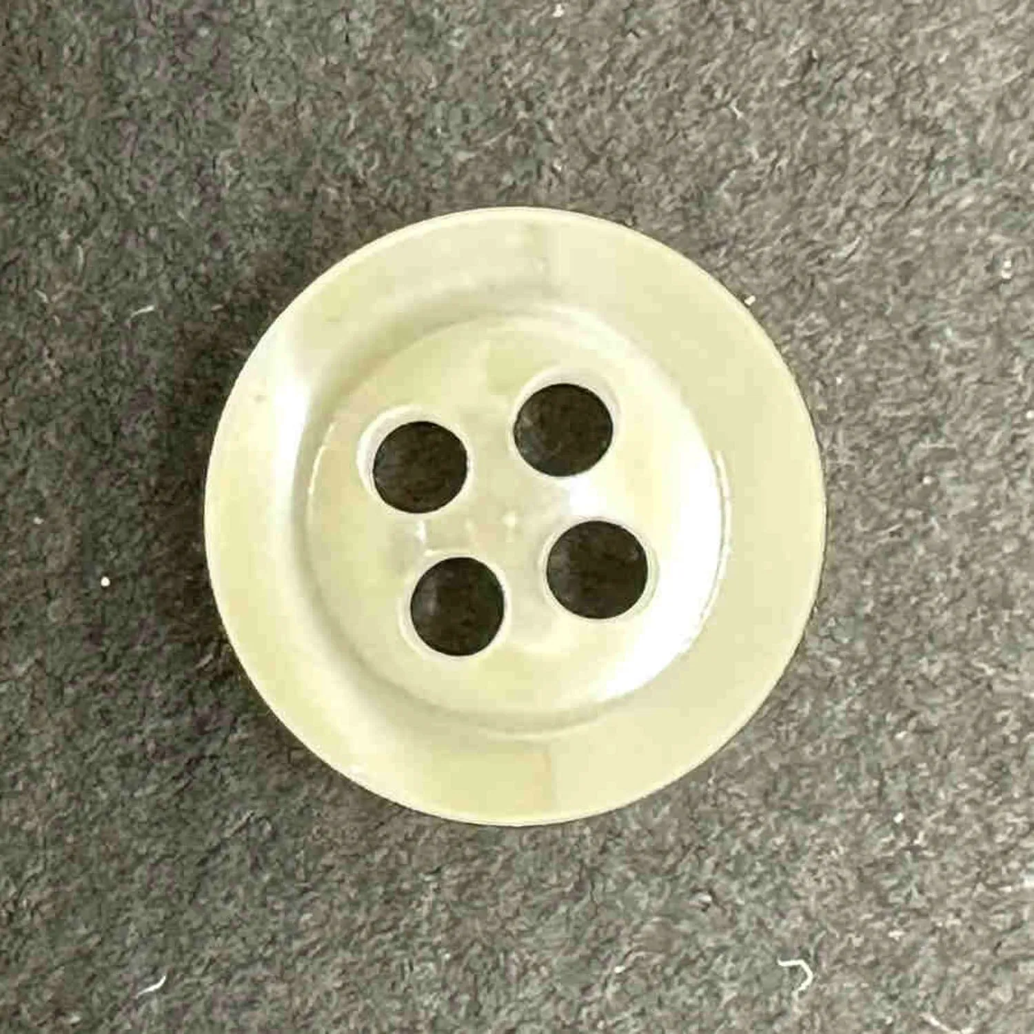 4 Hole Thick Shirt Button 12mm