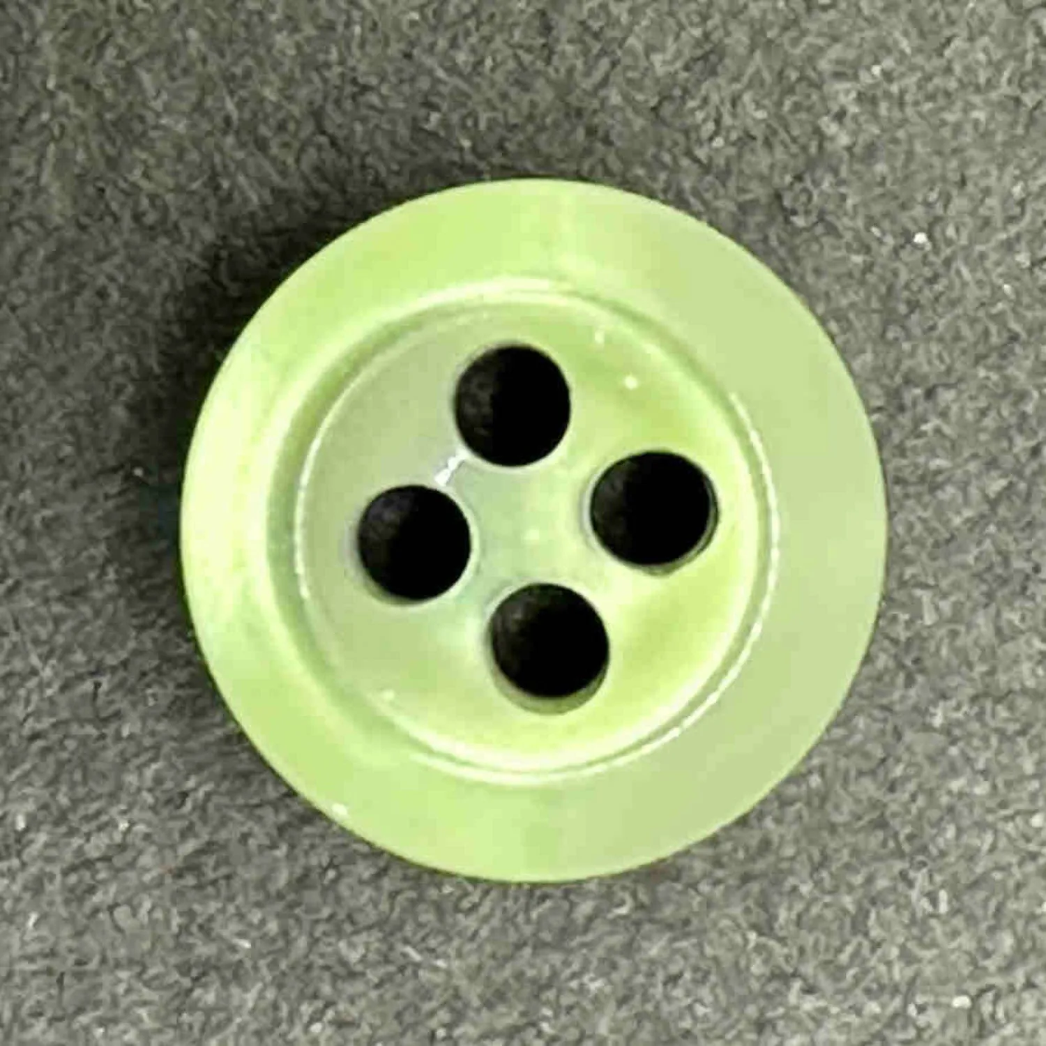 4 Hole Thick Shirt Button 12mm