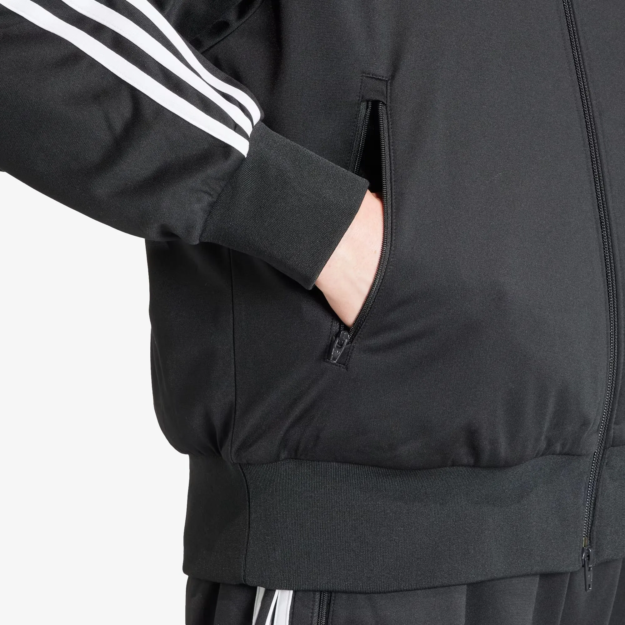 Adidas Originals | KORN TRACK TOP  { BLACK