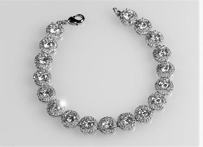 Galina Round Halo Statement Bracelet - 7in