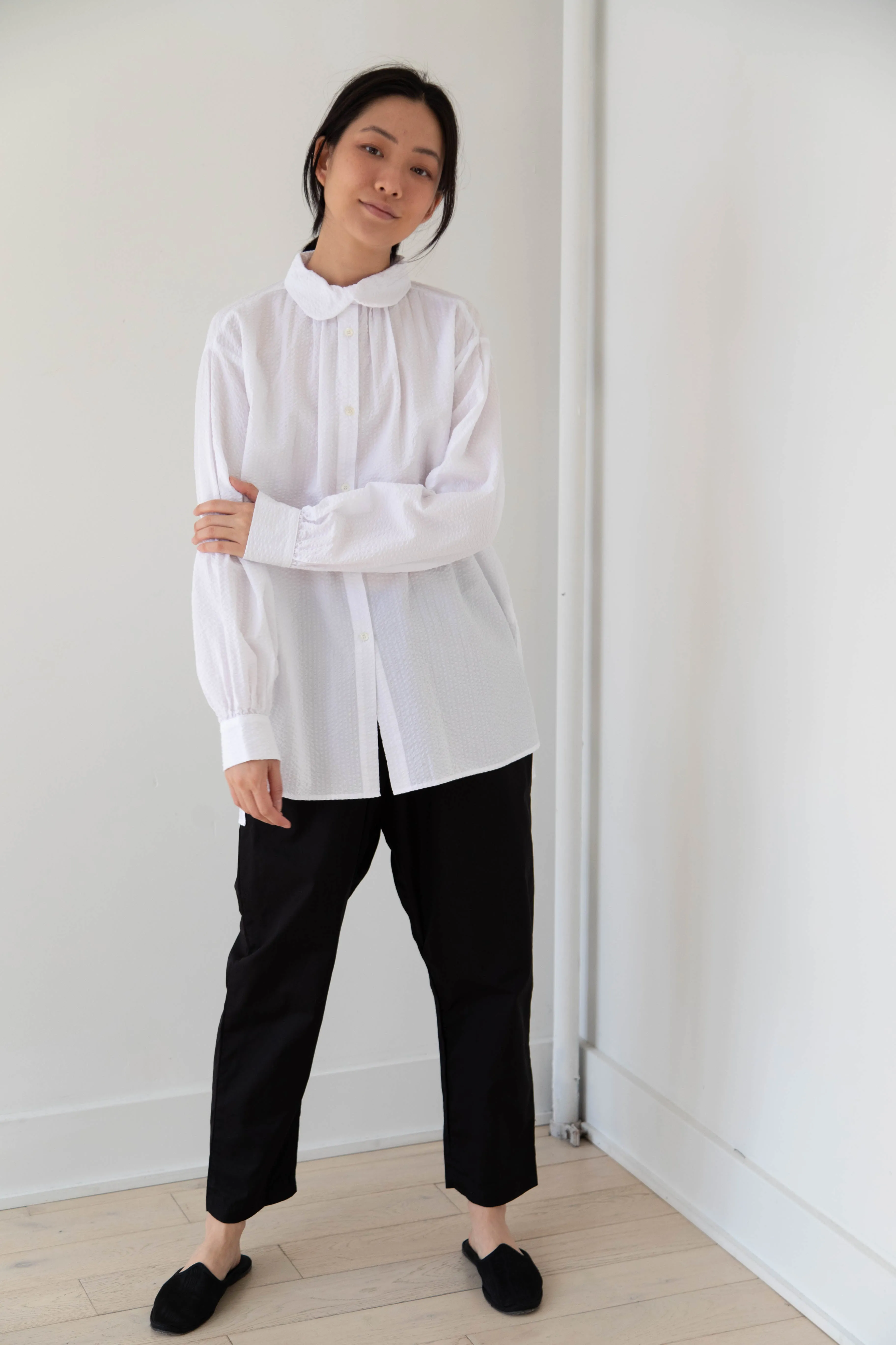 Gallego Desportes | Round Collar Top in White Seersucker