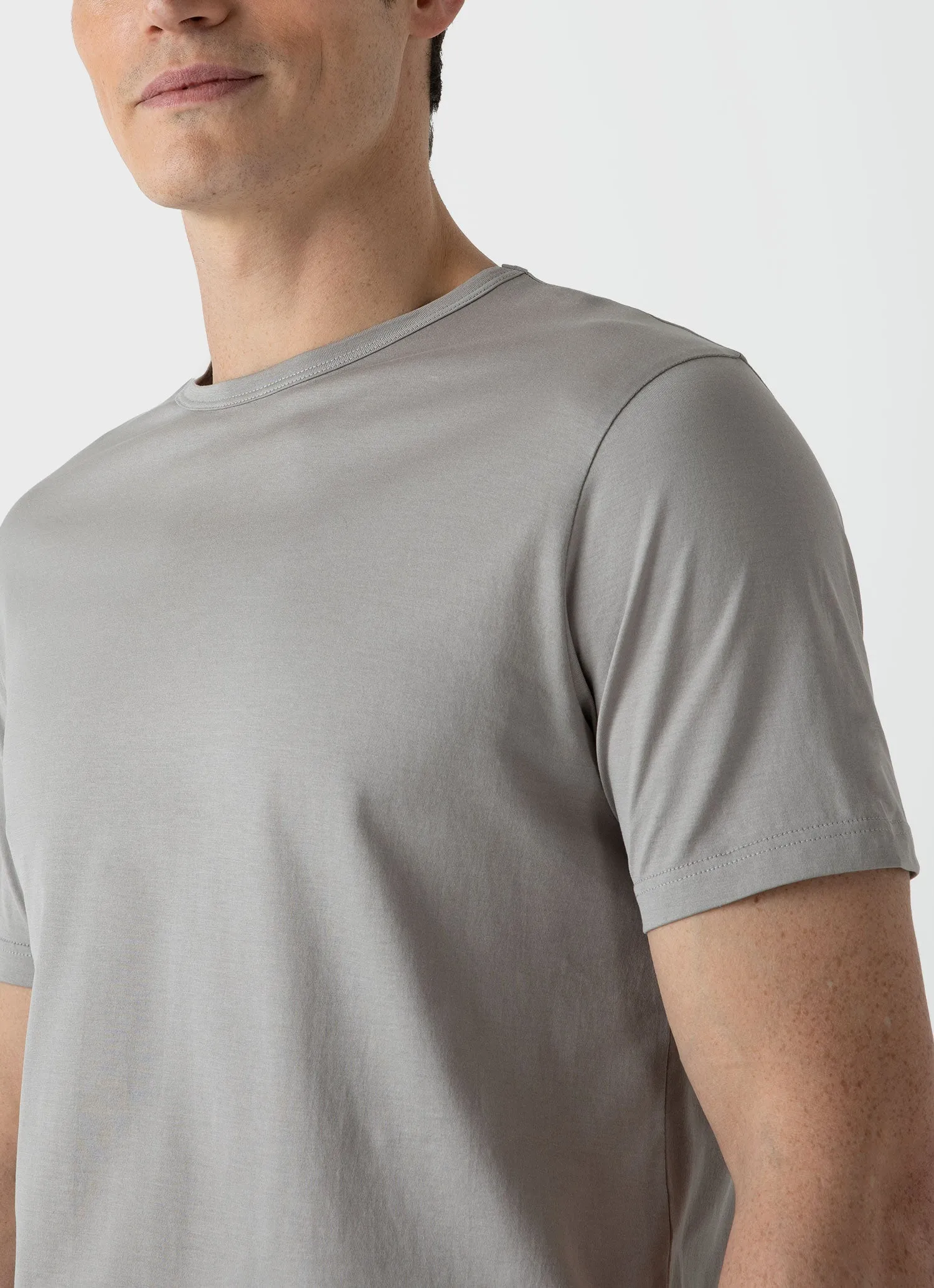 Men's Classic T-shirt in Mid Grey