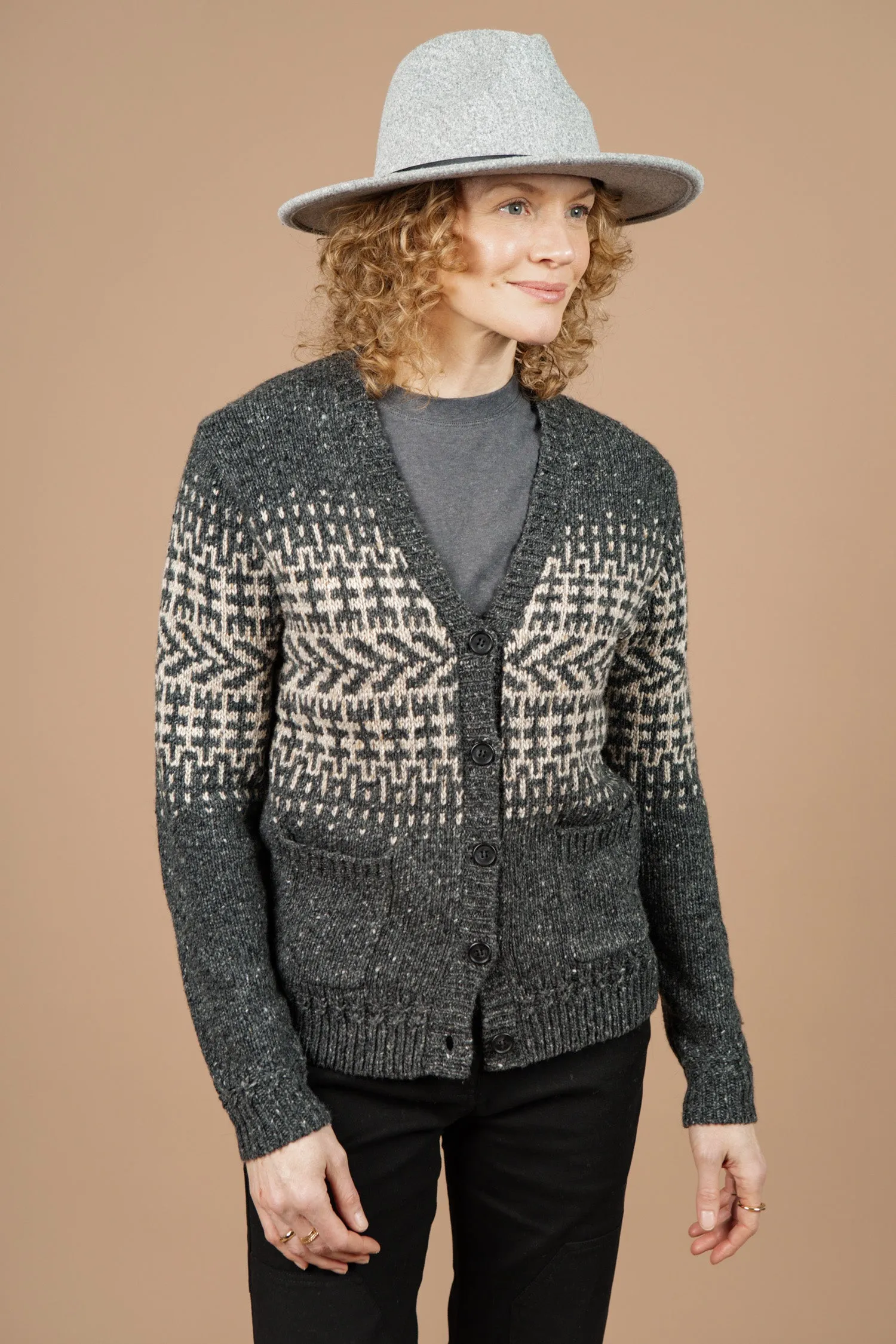 Norwick Cardigan / Charcoal Multi