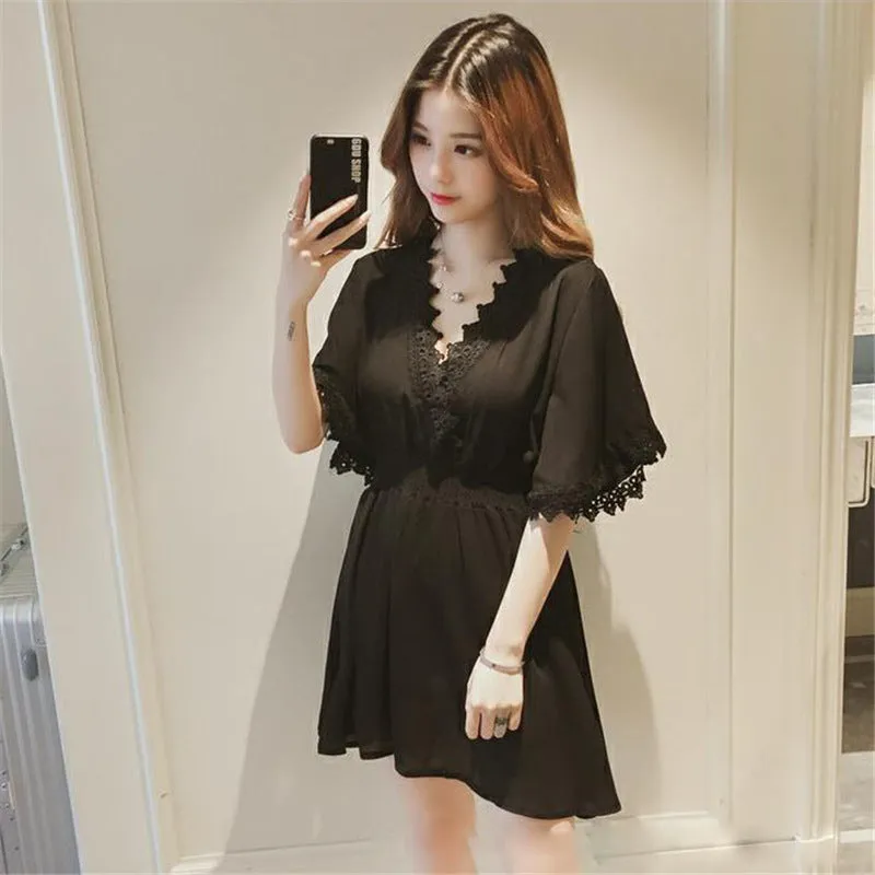 Summer Petite V-Neck Slim Look Short Sleeve Dress Women Korean Lace Spliced Solid Colored Trendy Skirt Dress